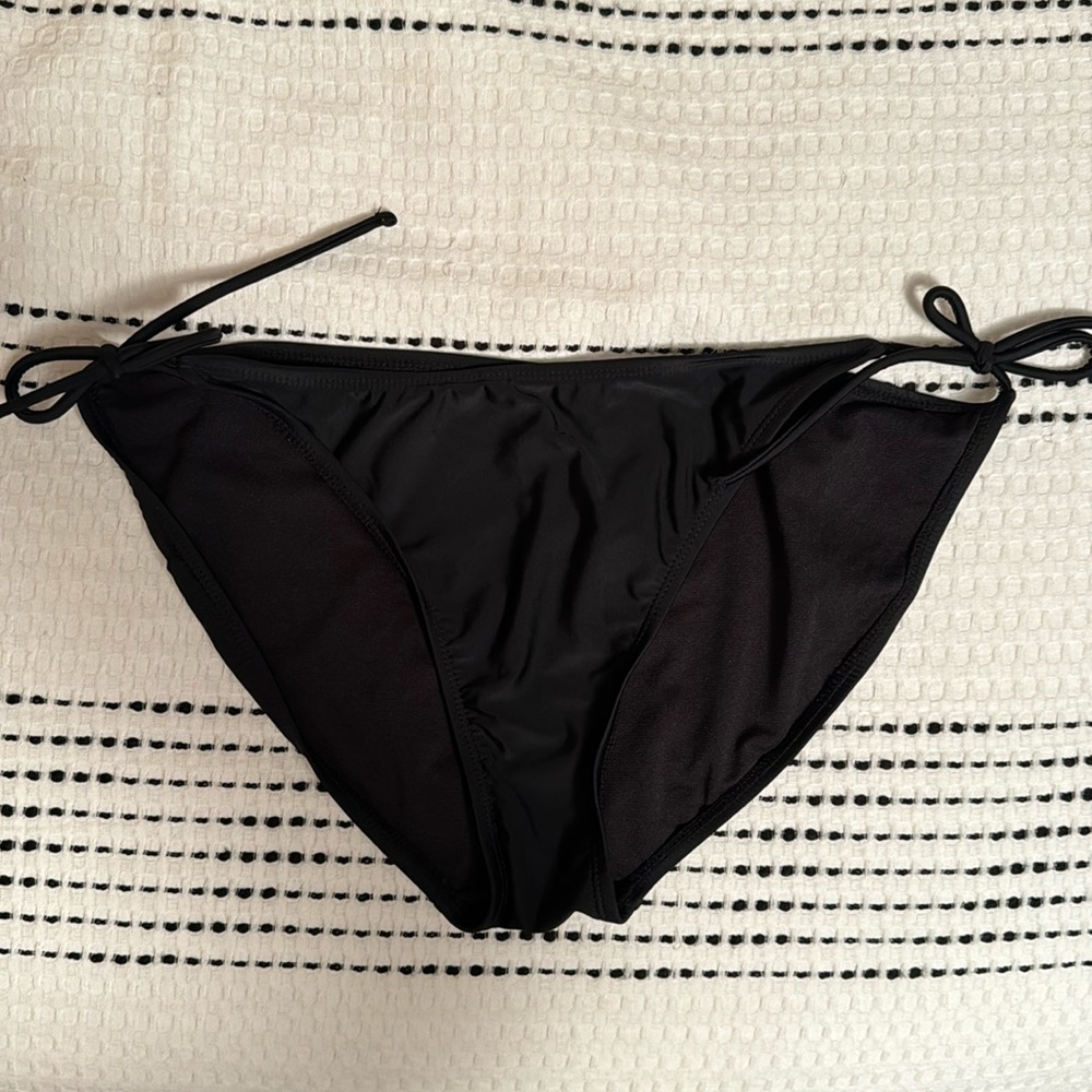 NWOT Bikini bottom